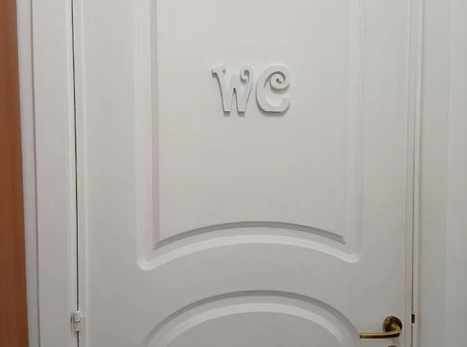 Via Mancini 12 3* נאפולי