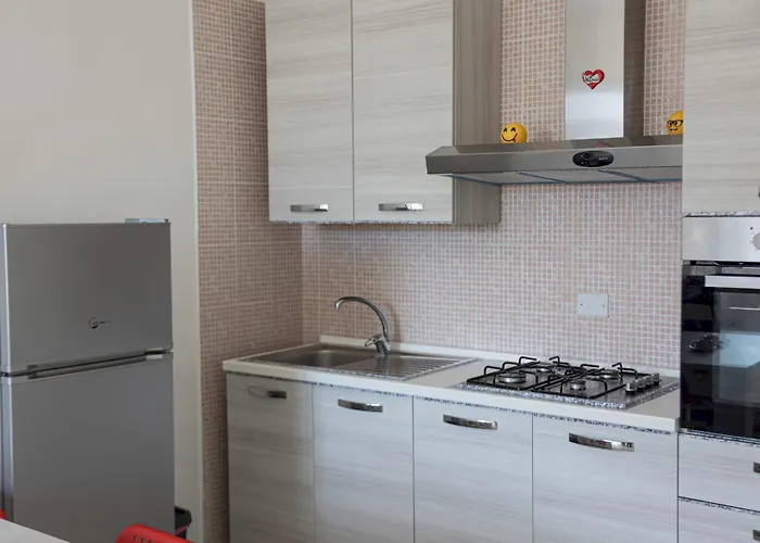 Via Mancini 12 בית הארחה נאפולי